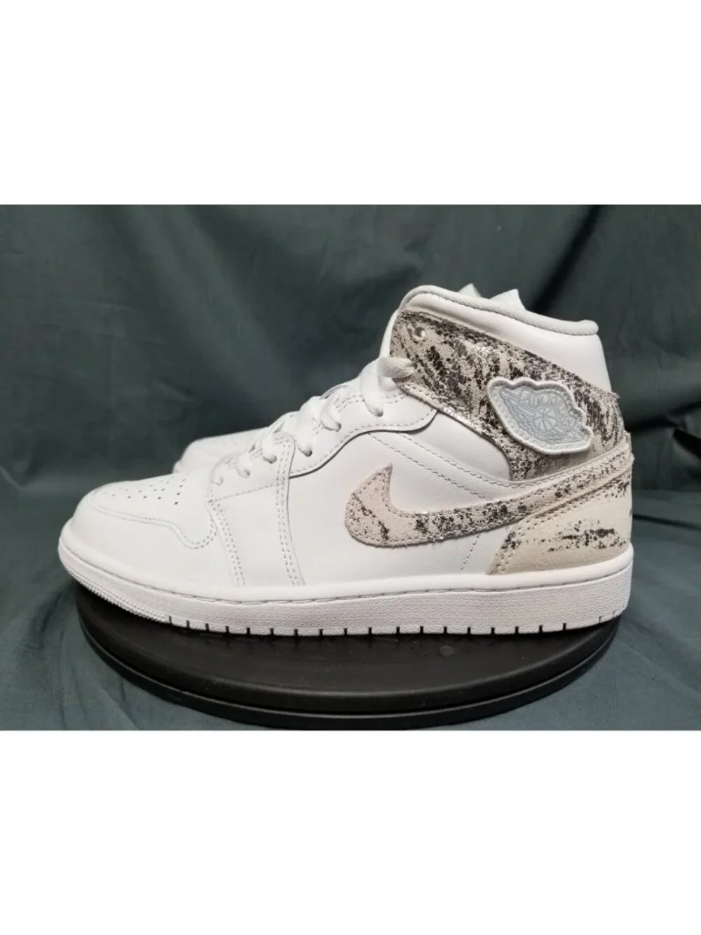 Jordan 1 Mid SE Distressed White Silver Sneakers Mens Size 12 NEW NO BOX!
